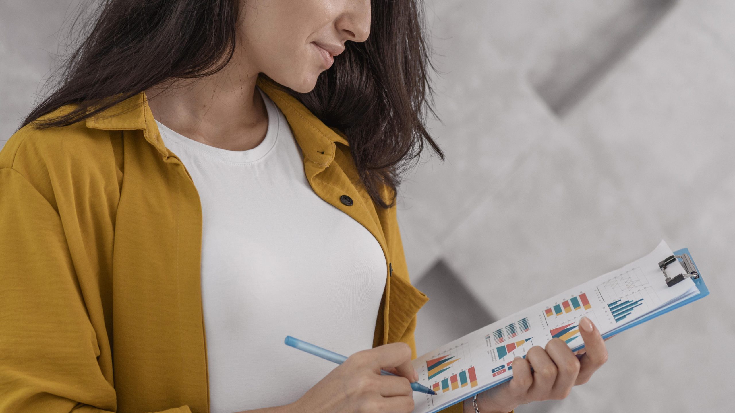 Analisar relatórios para aumentar ROI: como fazer?