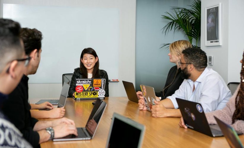 4 consejos esenciales para potenciar tu marca a través de las redes sociales